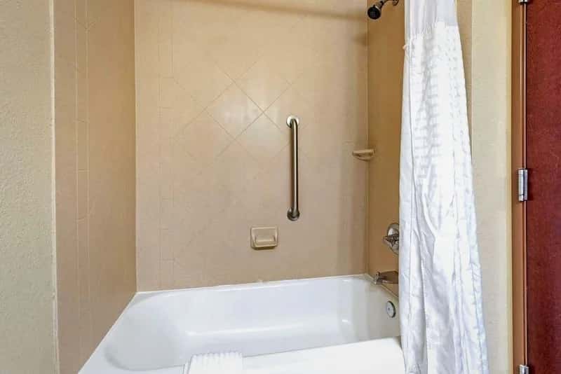 Jetted bathtub at Comfort Inn & Suites