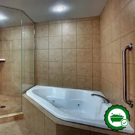 Jetted bathtub