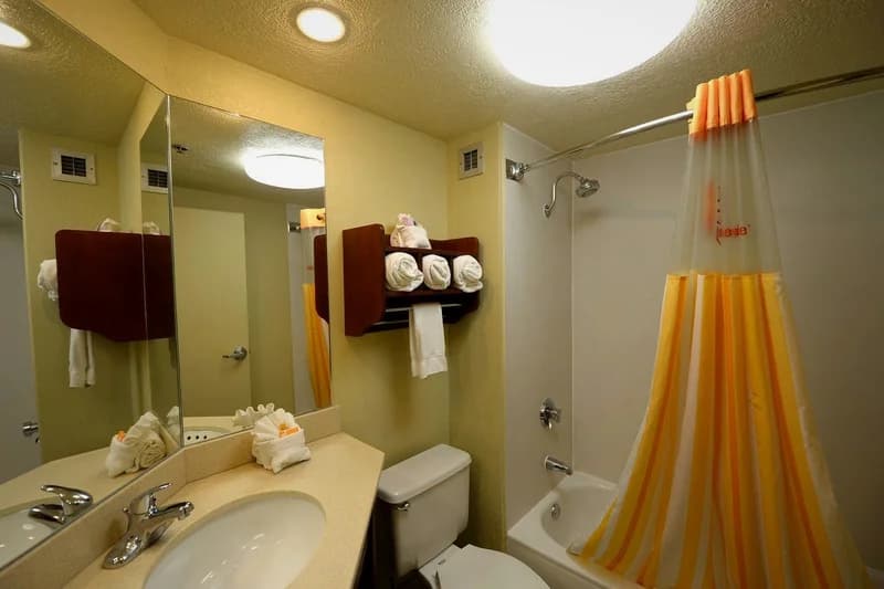 Baymont by Wyndham Canton - Hall of Fame — photo 2