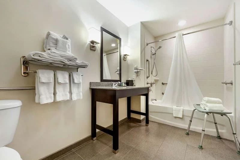 Sleep Inn & Suites Fargo Medical Center — photo 2