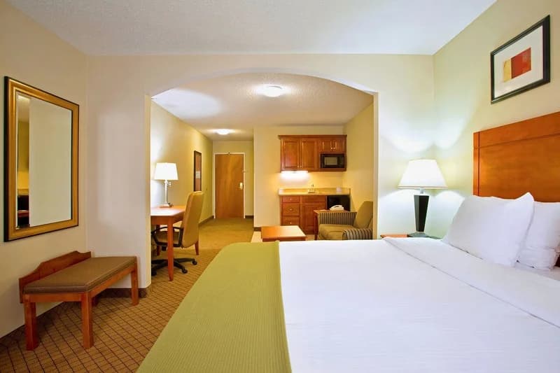 Holiday Inn Express & Suites Goshen, an IHG Hotel — photo 2