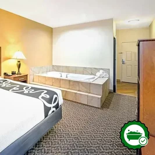 La Quinta Inn & Suites by Wyndham Lawton / Fort Sill