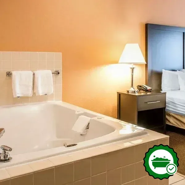 Deep soaking bathtub