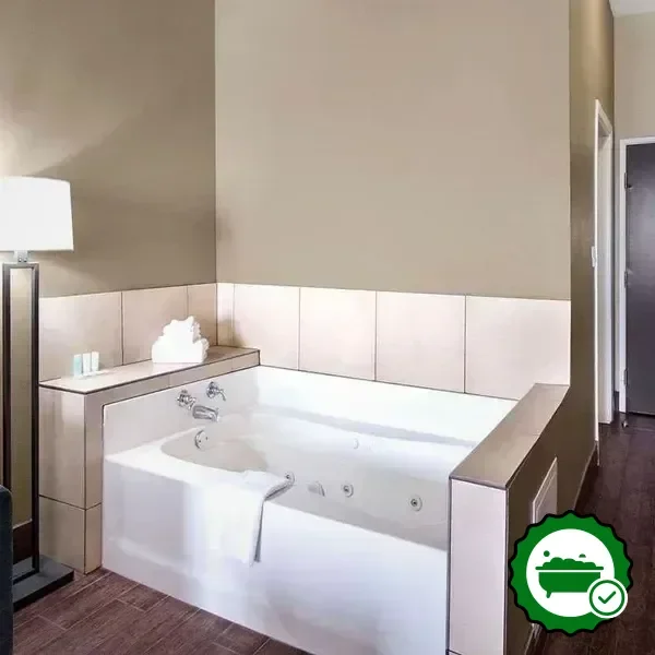 Jetted bathtub
