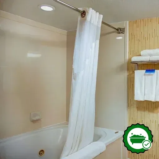 Deep soaking bathtub