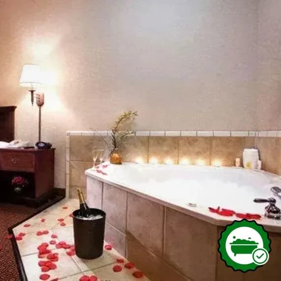 Deep soaking bathtub