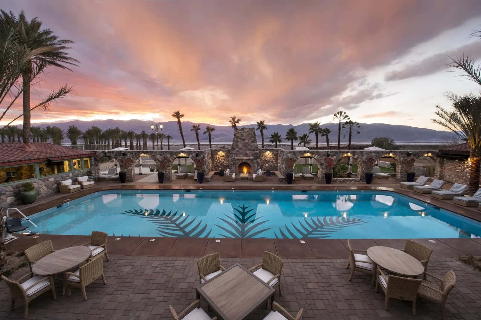 Hot Springs Near Las Vegas: 6 Destinations & Stays