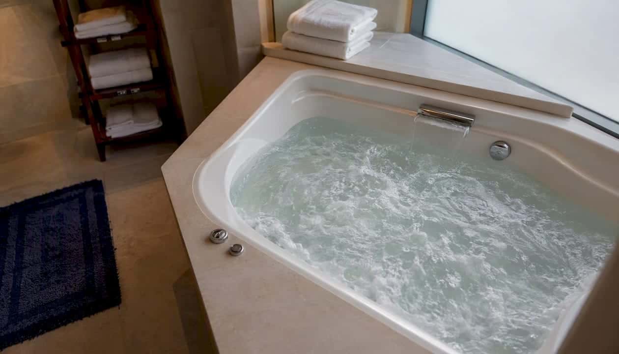 What a Jacuzzi Suite Really Means for Hotel Stays