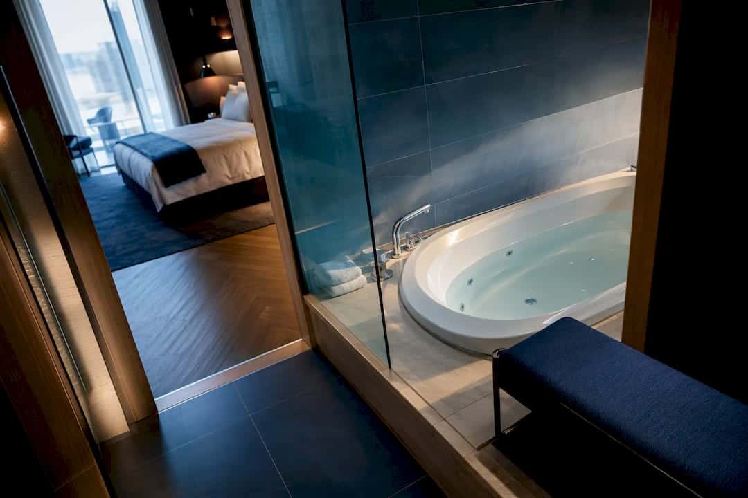 Guarantee Private Hotel Hot Tub Safety: 3 Questions Before You Book