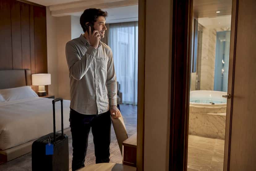 Verify Hotel Amenities in 5–10 Minutes with Phone Scripts and a Hot Tub Check