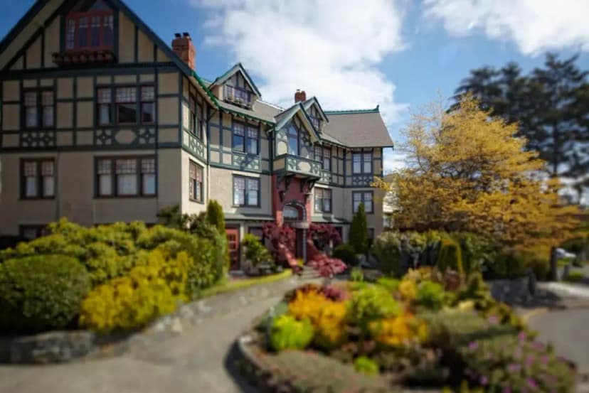 Hotels in Victoria with a jacuzzi in the room