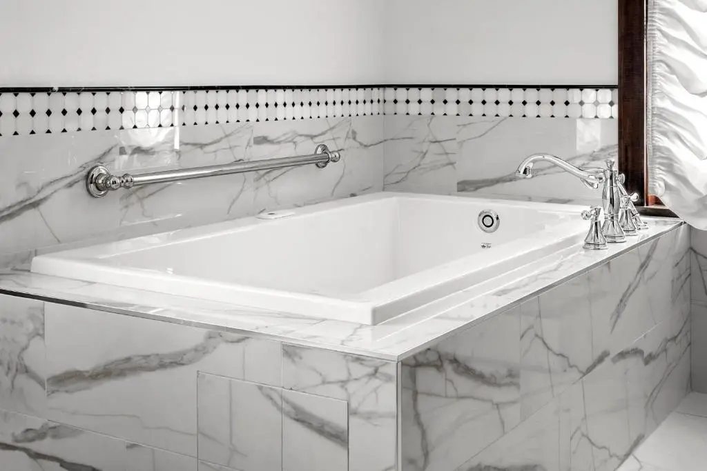 Private in-room jacuzzi tub in the King Room with Spa Bath at Abigail’s Hotel