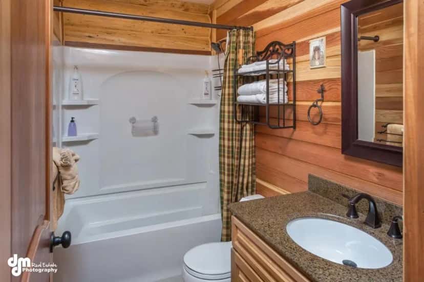 In-room hot tub at Alaska Knotty Pine B&B in Palmer, AK