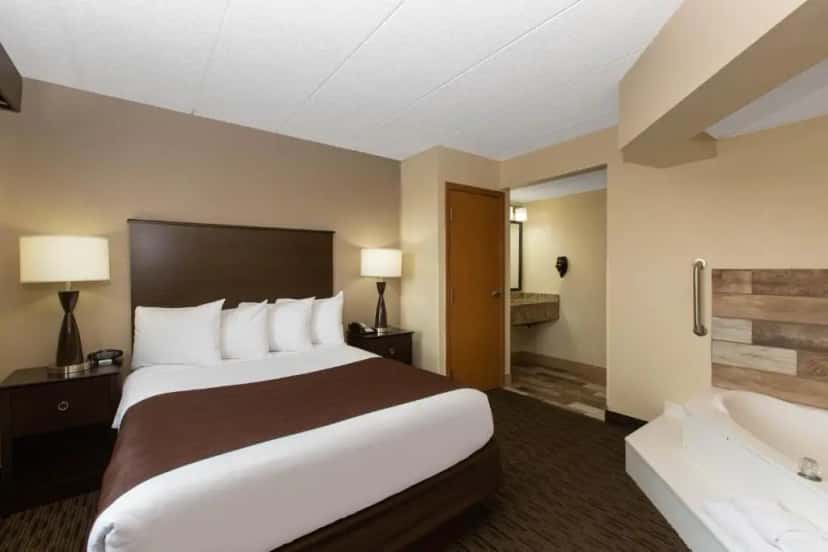 In-room hot tub at AmericInn by Wyndham Apple Valley in Apple Valley, MN