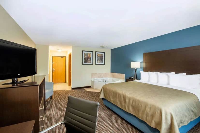 AmericInn by Wyndham Jefferson hotel photo 1 in Jefferson, Wisconsin