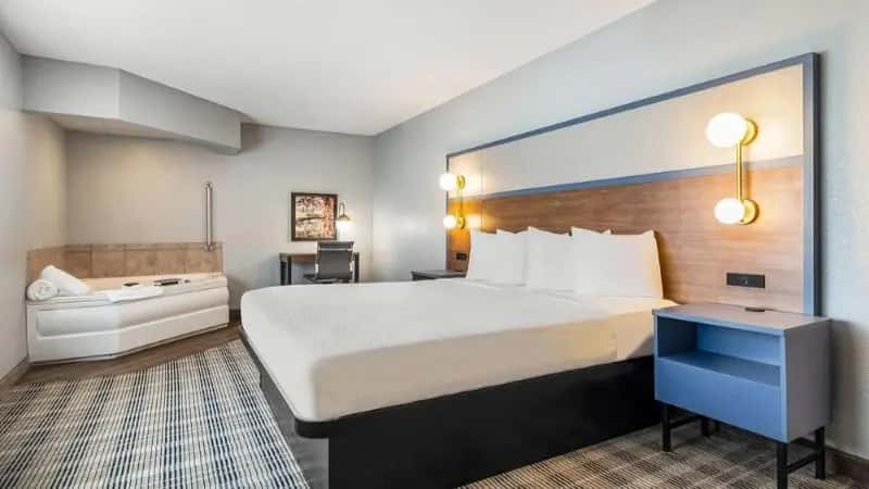 AmericInn by Wyndham Mounds View Minneapolis hotel photo 1 in Mounds View, Minnesota
