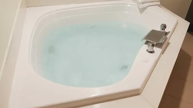 Hotels with jacuzzi in room in Republic