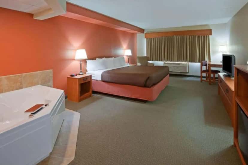 In-room hot tub at AmericInn by Wyndham Wetmore Munising in Munising, MI