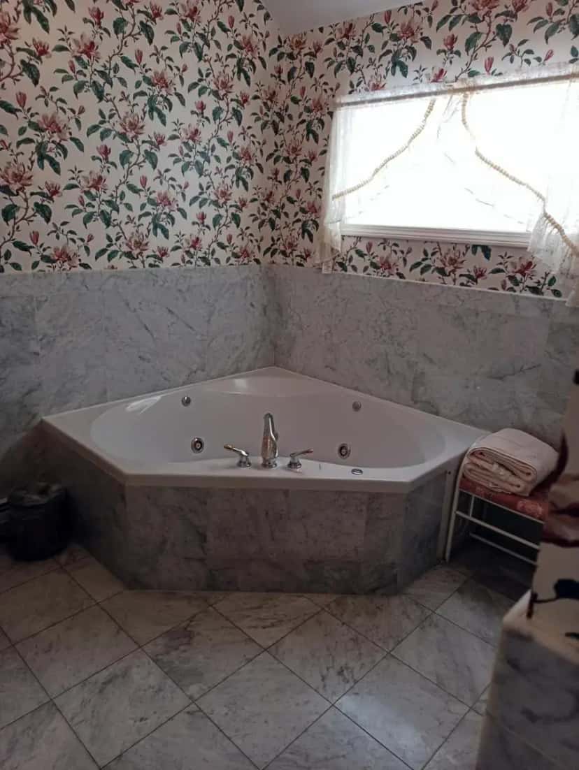 In-room hot tub at Arlington Inn & Spa in Dorset, VT