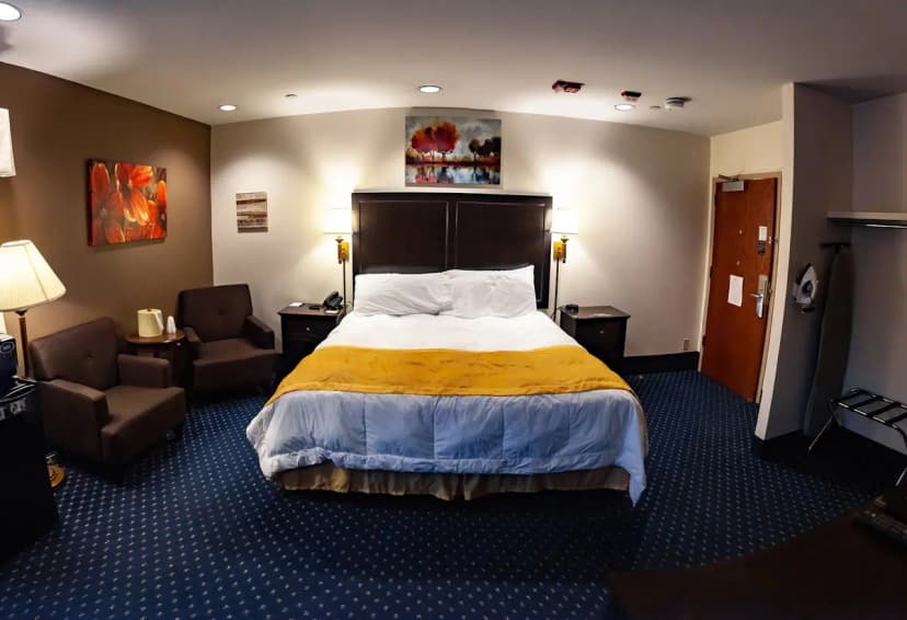 Hotels with jacuzzi in room in Wilmore
