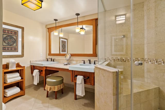 Jetted bathtub