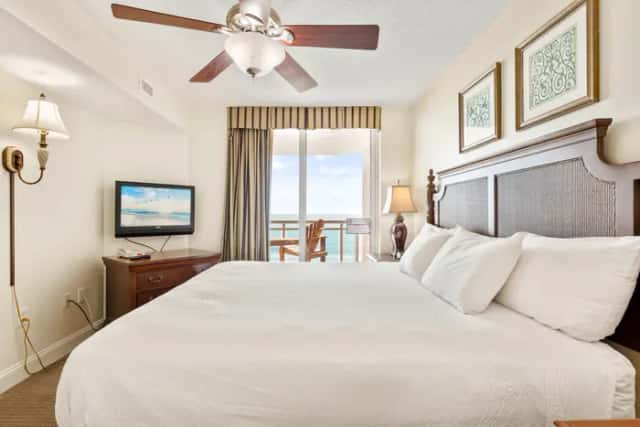 Bahama Sands Luxury Condominiums — guest room
