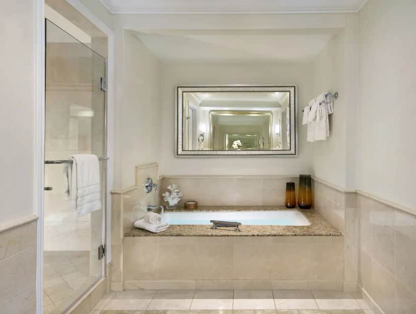 Balboa Bay Resort Deep soaking bathtub