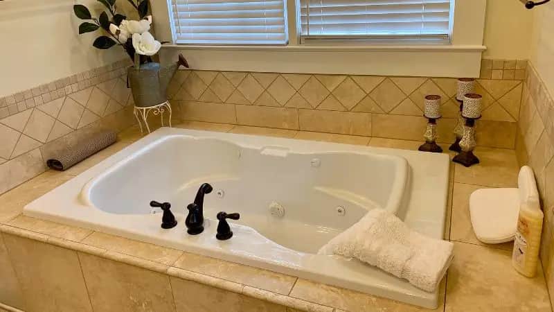 Bama Bed and Breakfast — guest room