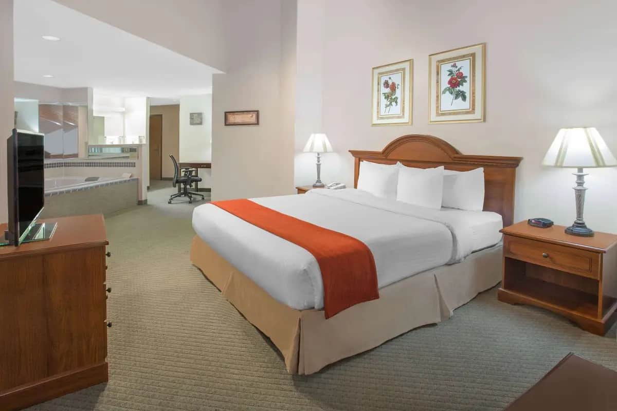Private in-room jacuzzi at Baymont by Wyndham Freeport