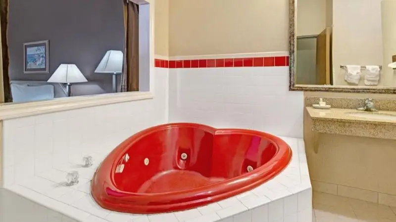 In-room hot tub at Baymont by Wyndham Lawrence in Lawrence, KS