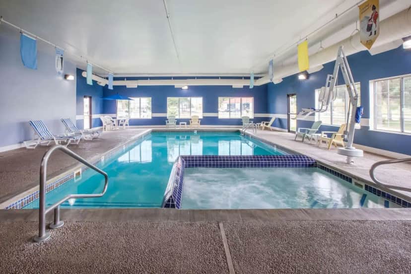 Shared indoor hot tub at Baymont By Wyndham Mackinaw City