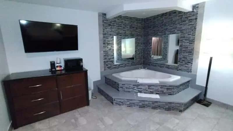 In-room hot tub at Baymont by Wyndham Ontario in Ontario, CA