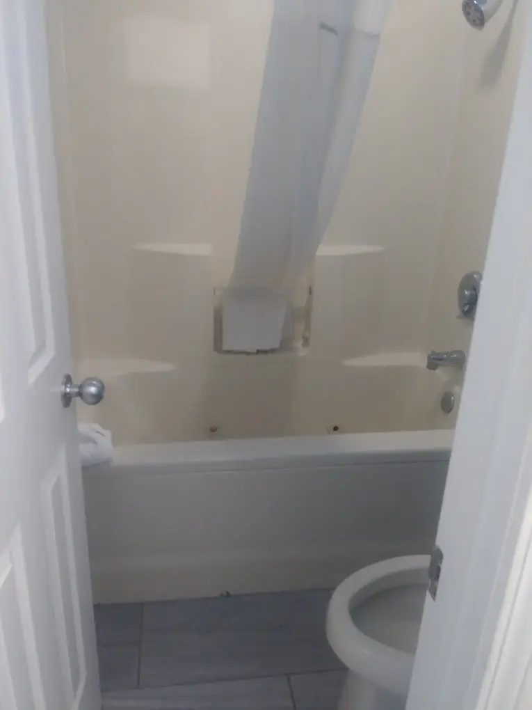 In-room hot tub at Baymont Inn and Suites Anderson Clemson in Anderson, SC