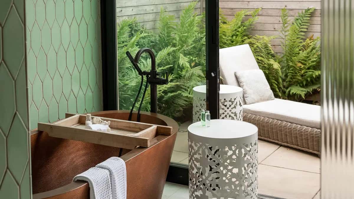Bernardus Lodge & Spa Deep soaking bathtub