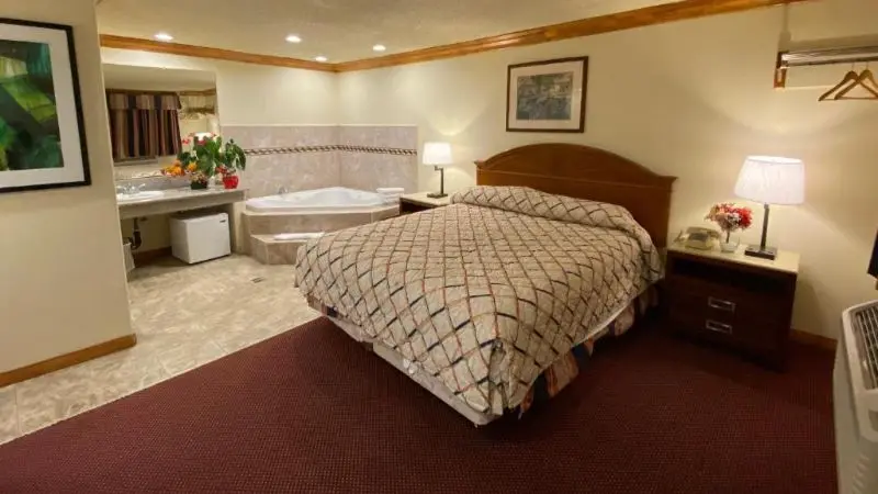 Hotels with jacuzzi in room in Rosemead