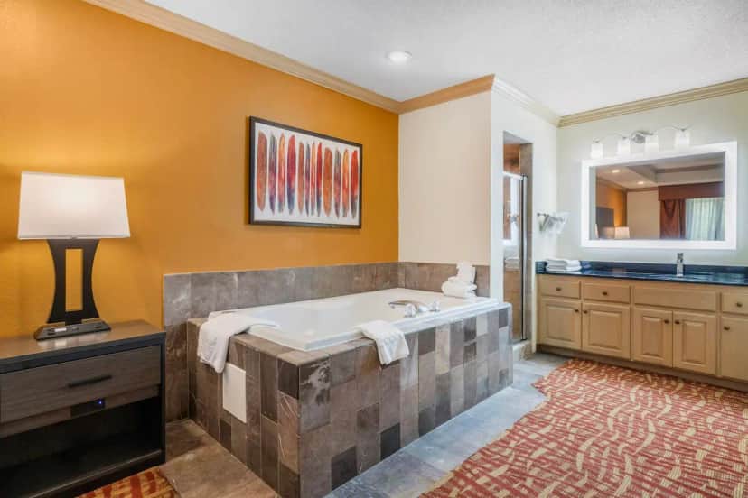 Private in-room jacuzzi at Best Western Aspen Hotel