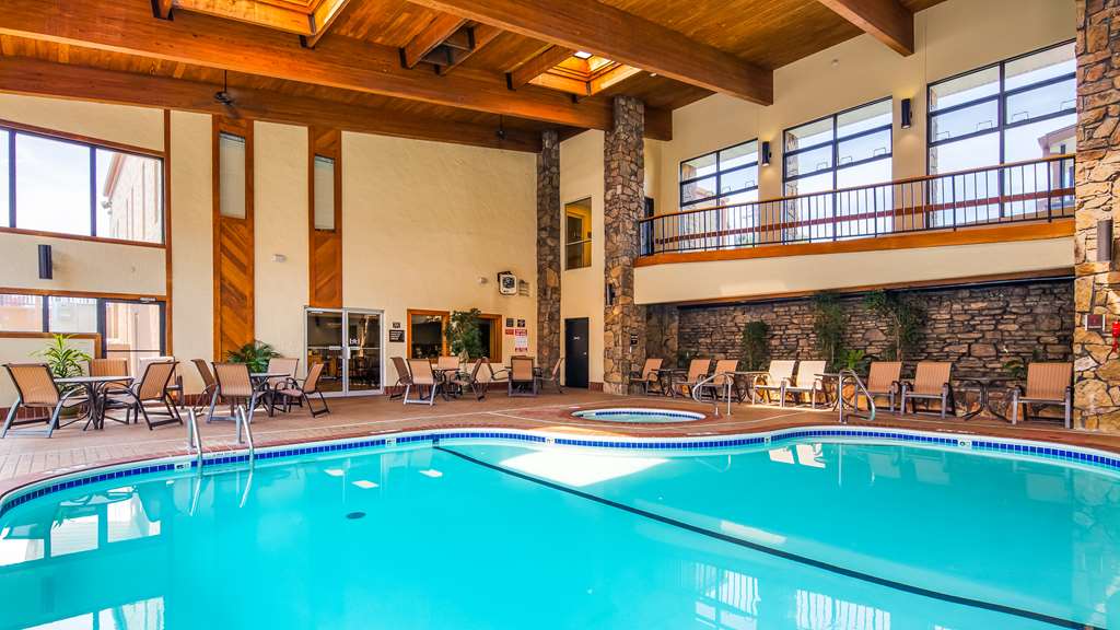 Best Western Center Pointe Inn
