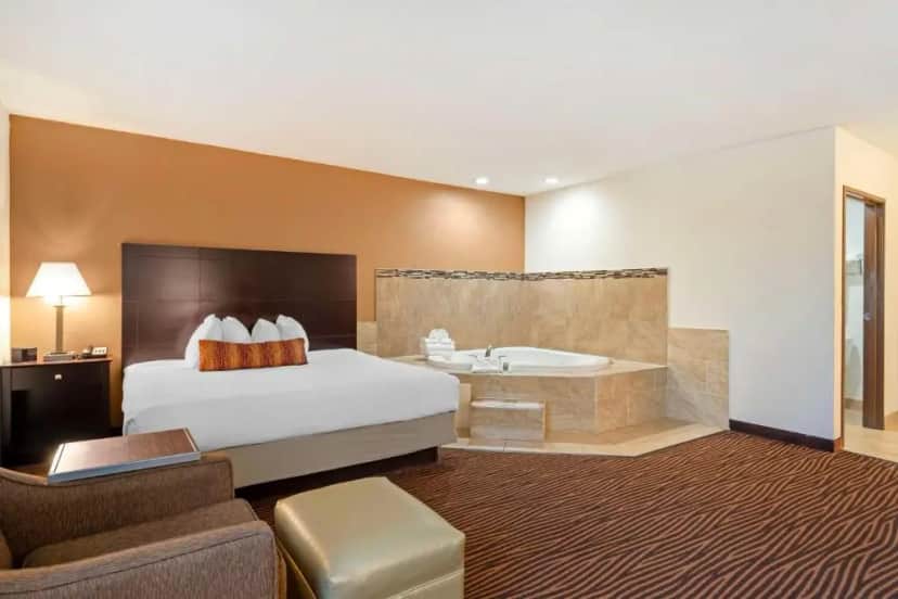 Private in-room jacuzzi in the King Room with Hot Tub - Non-Smoking at Best Western Des Plaines/o’hare