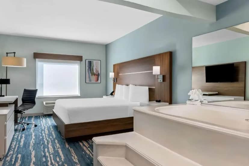 Private in-room jacuzzi tub in the King Room with Spa Bath at Best Western Executive Inn