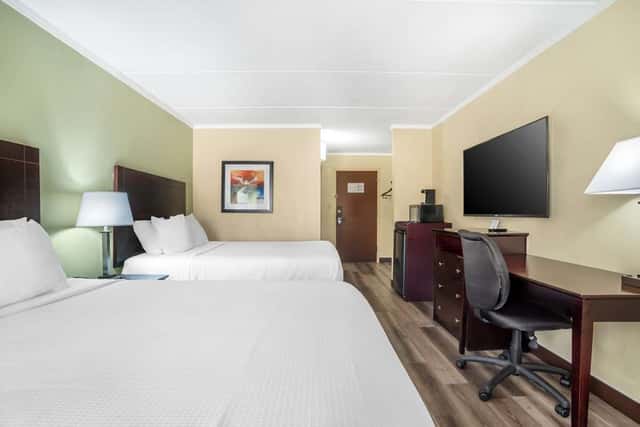 Best Western Gastonia — guest room