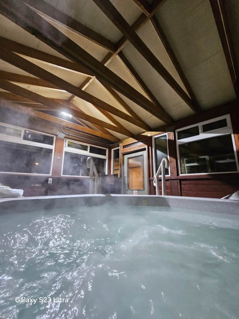 Private outdoor hot tub at Best Western Kodiak Inn