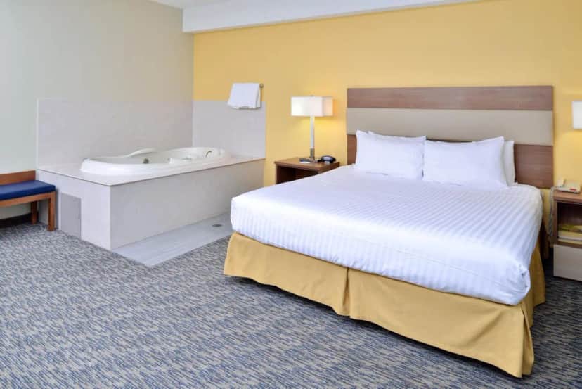 Private in-room jacuzzi in the King Suite With Spa Bath - Non-Smoking at Best Western North Attleboro / Providence Beltway