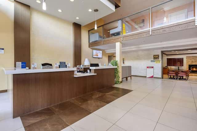 Best Western Oakbrook Inn — guest room