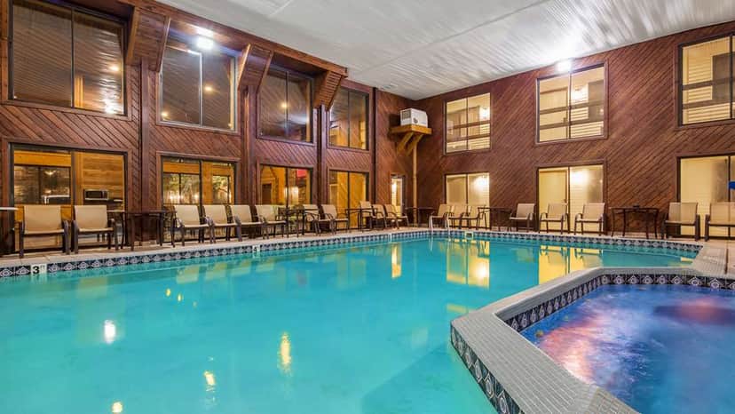 Shared indoor hot tub at Best Western Plus Dockside Waterfront Inn