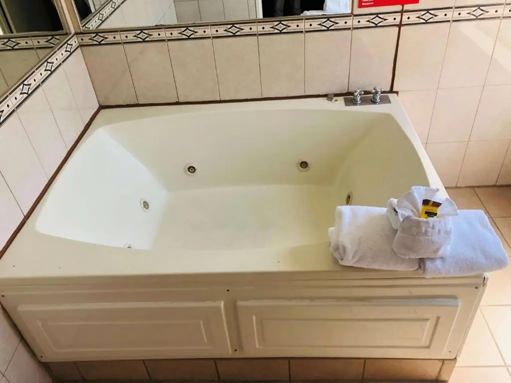 Best Western Plus Inn Of Hayward hotel photo 1 in Hayward, California