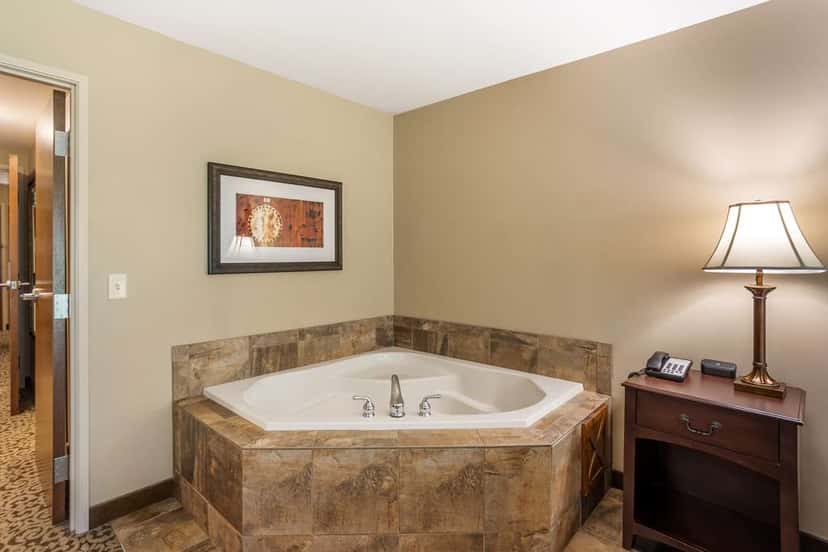 Shared indoor hot tub at Best Western Plus Intercourse Village Inn & Suites in Intercourse, PA