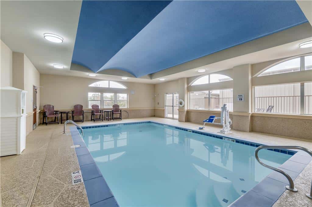 Best Western Plus JFK Inn & Suites — pool