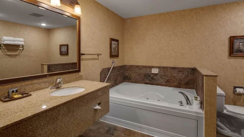 Private in-room jacuzzi tub in the Standard Room, 2 Queen Beds, Non Smoking, Jetted Tub at Best Western Plus Kelly Inn & Suites