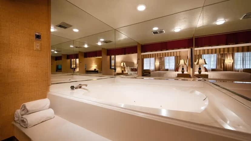 Private in-room jacuzzi at Best Western Plus Las Brisas Hotel