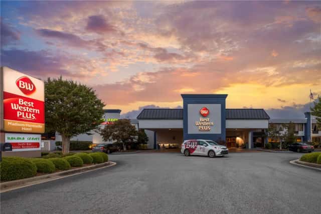 Best Western Plus Madison Huntsville Hotel — guest room